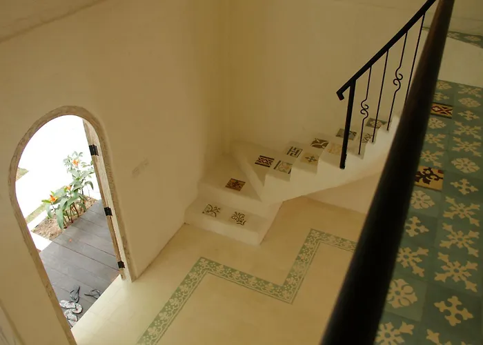 M-apartment *